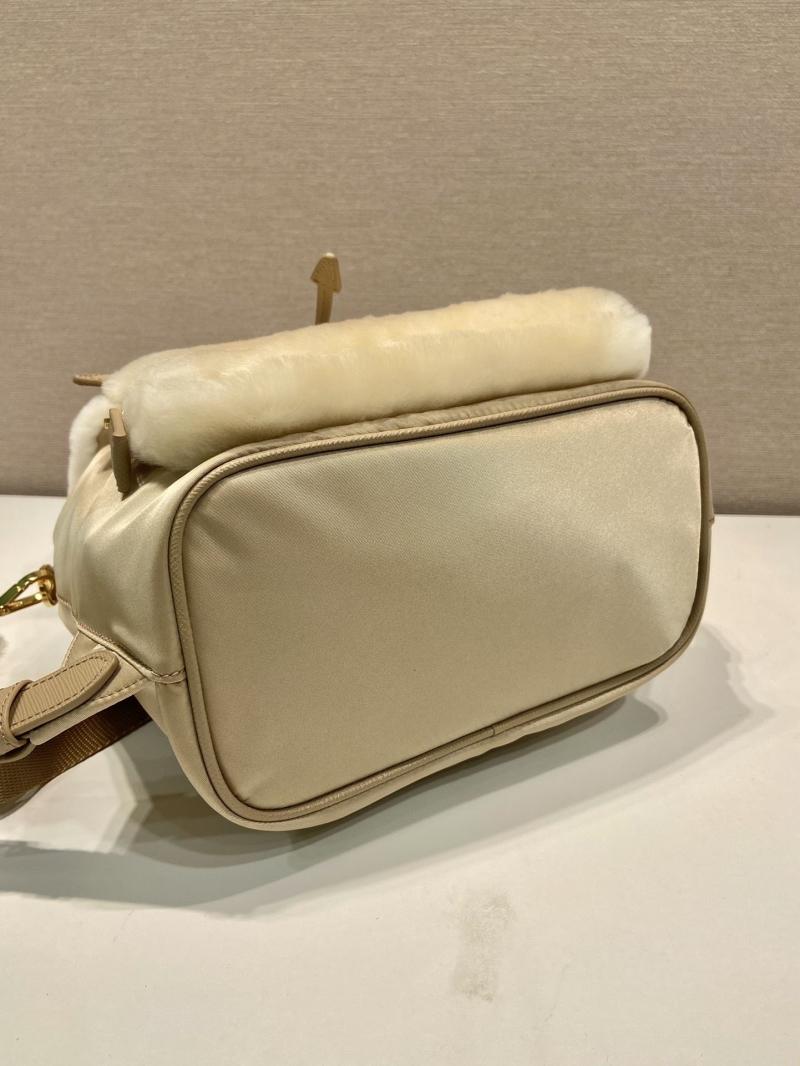 Pra*a backpacks